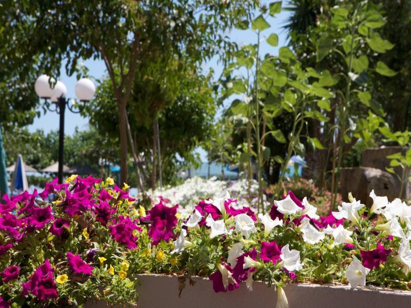 Cooee Corissia Harmony Hotel جورجيوبوليس المظهر الخارجي الصورة